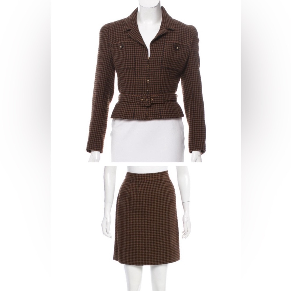 Chanel Wool Patterned Jacket w/ Belt & CC Buttons and Skirt in Large Set - Picture 2 of 8